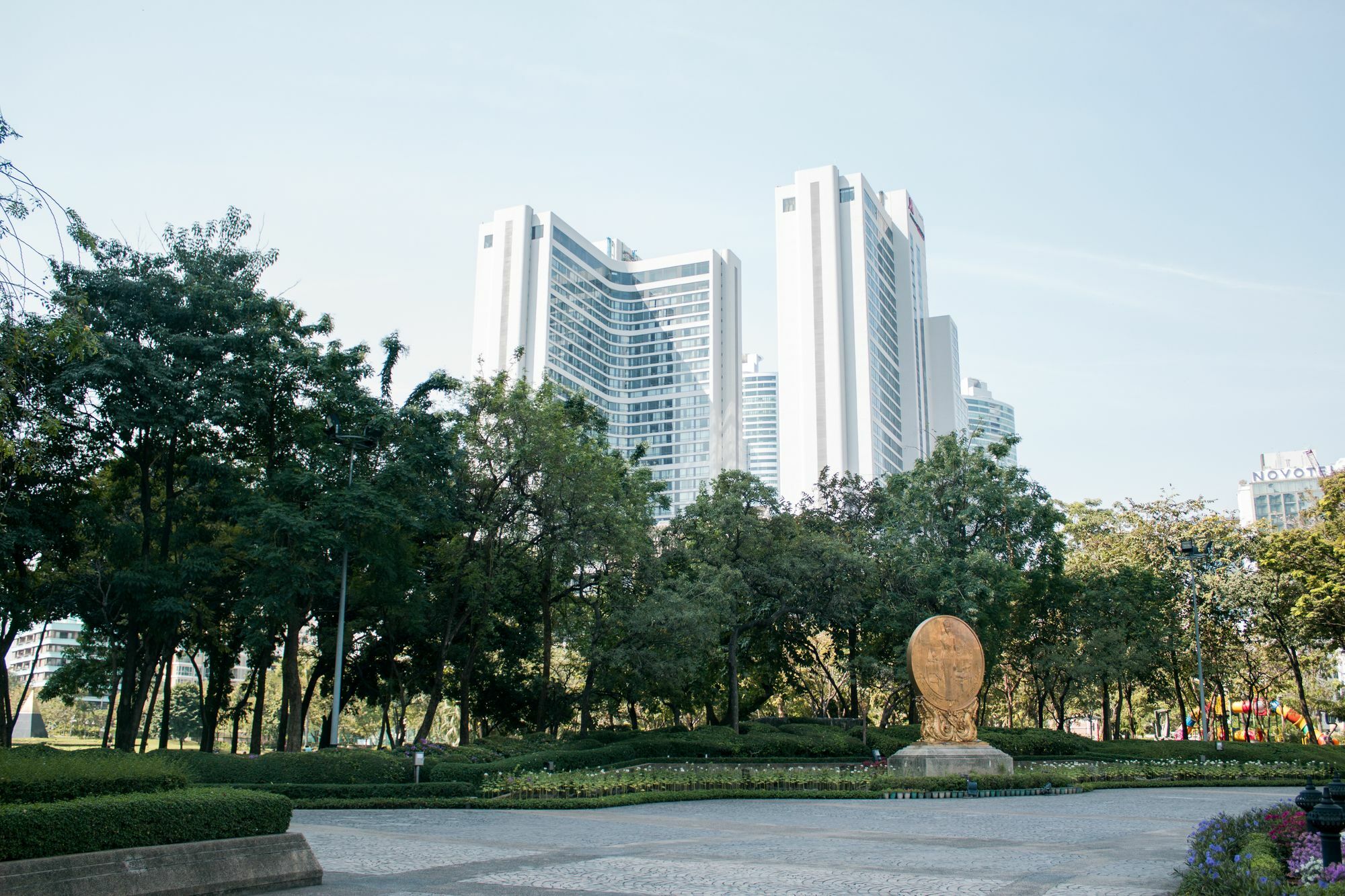 Weeping Willow Sukhumvit 26 Bangkok Exterior foto